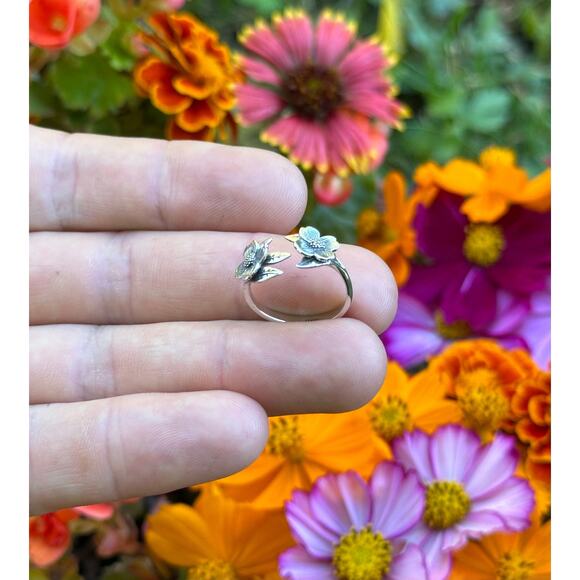 Sterling Silver Adjustable Two Flower Dogwood Ring - Picture 3 of 5